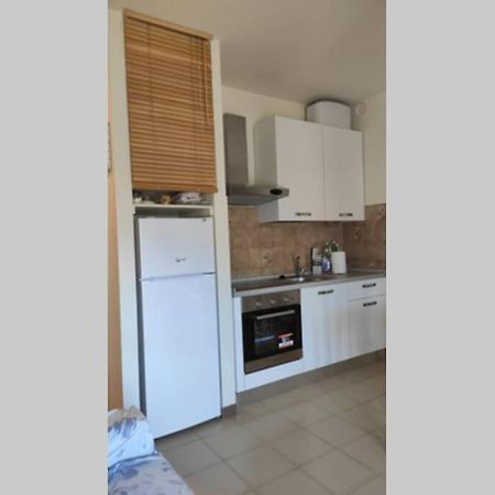 Bilocale zona ben servita Pisa Esterno foto